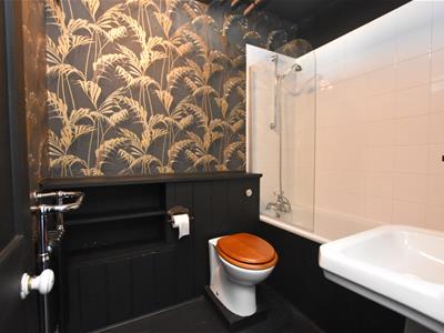 Picture 10
